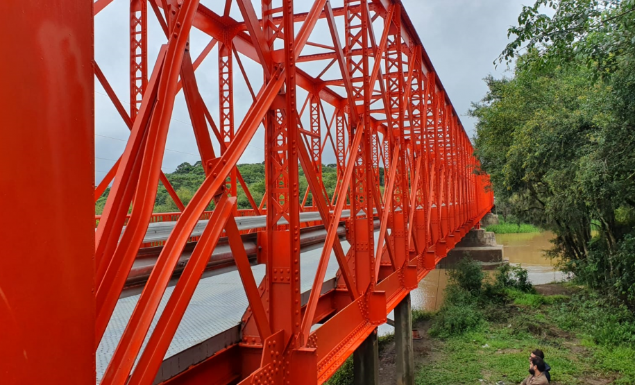 Ponte sobre o Rio da Várzea na PR-427, entre a Lapa e Campo do Tenente