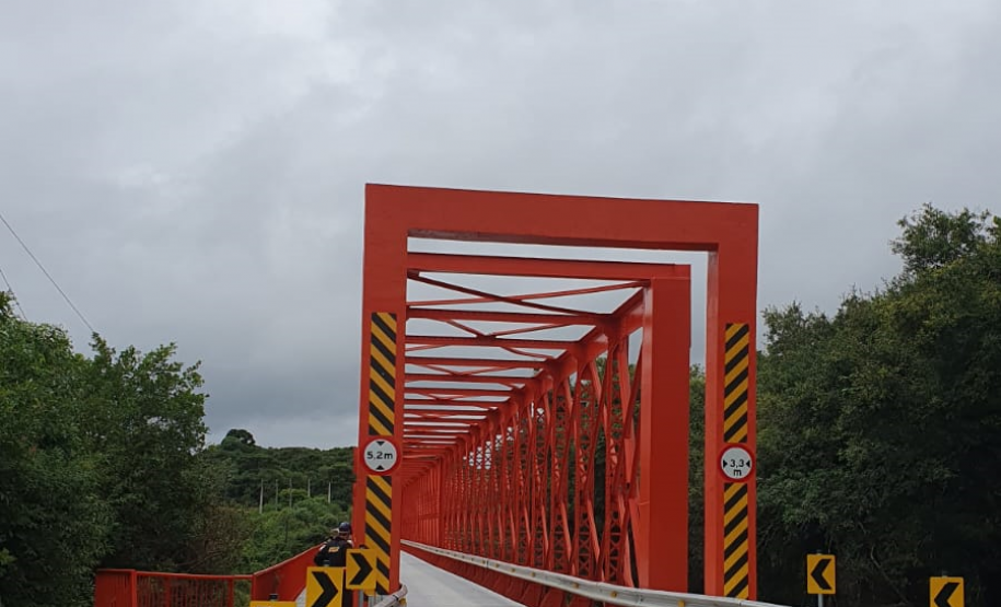 Ponte sobre o Rio da Várzea na PR-427, entre a Lapa e Campo do Tenente