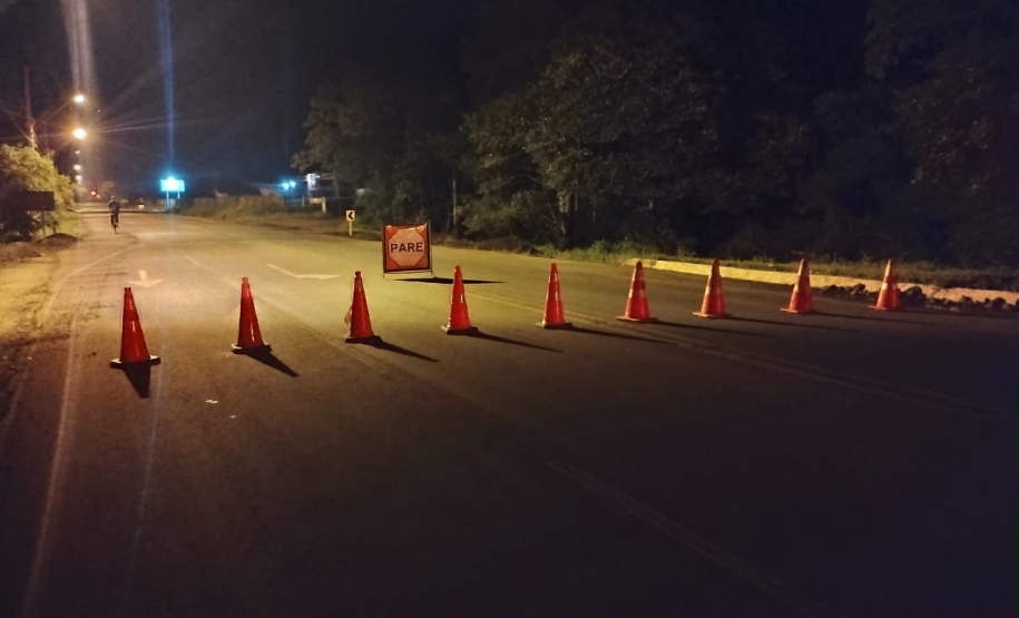 PRC-476 em União da Vitória, após escorregamento de rochas