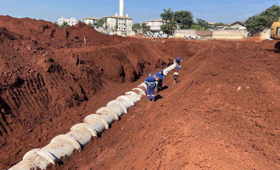 Andamento da obra de implantação do viaduto da PUC