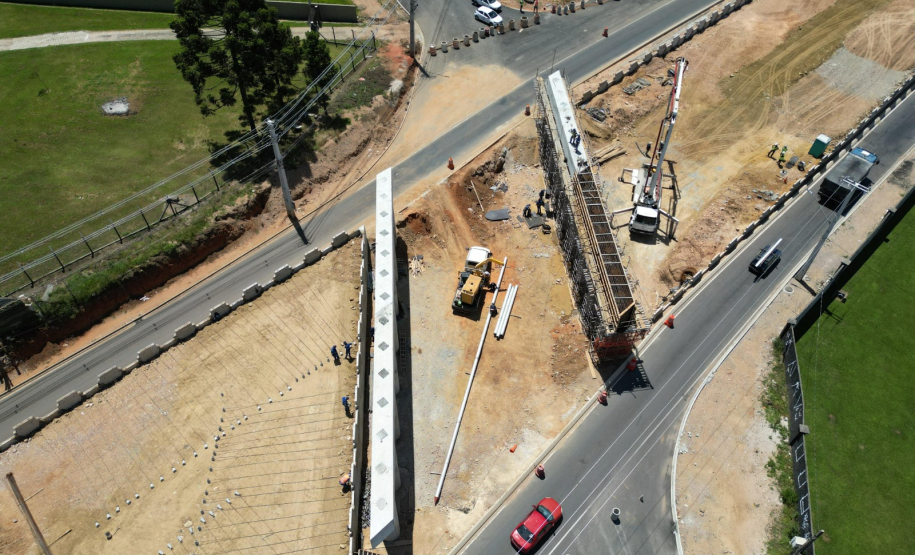 Viaduto do Bradesco, em São José dos Pinhais