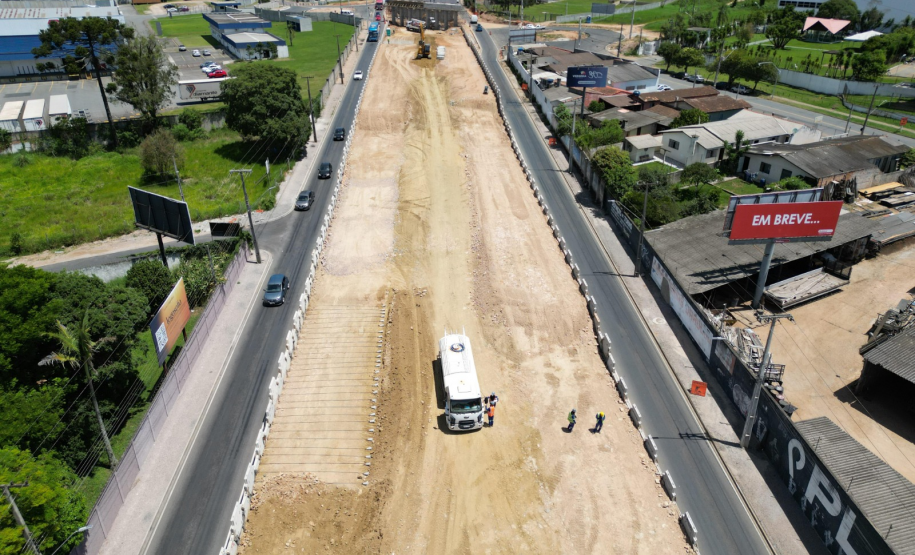 Viaduto do Bradesco, em São José dos Pinhais