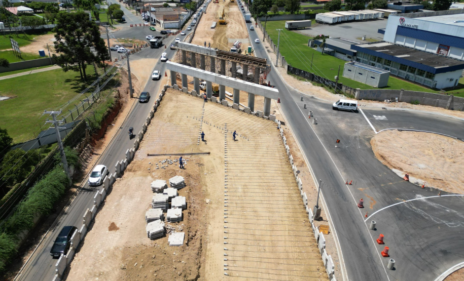 Viaduto do Bradesco, em São José dos Pinhais