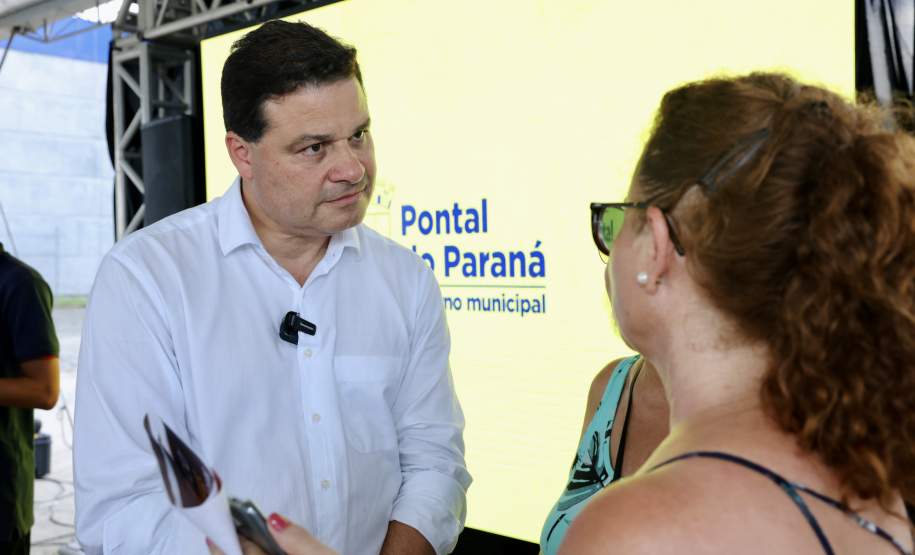 Cerimônia de assinatura da ordem de serviço do contorno municipal de Praia de Leste