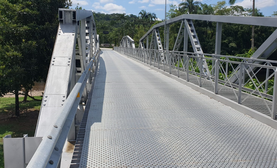 Ponte Rio Nhundiaquara PR-411 em Morretes, após reforma