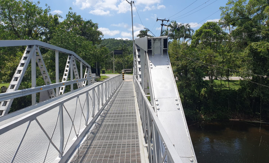 Ponte Rio Nhundiaquara PR-411 em Morretes, após reforma
