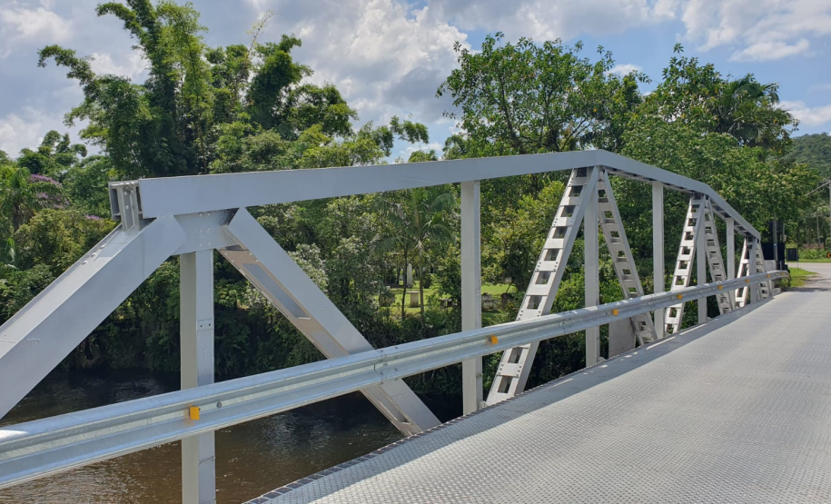 Ponte Rio Nhundiaquara PR-411 em Morretes, após reforma