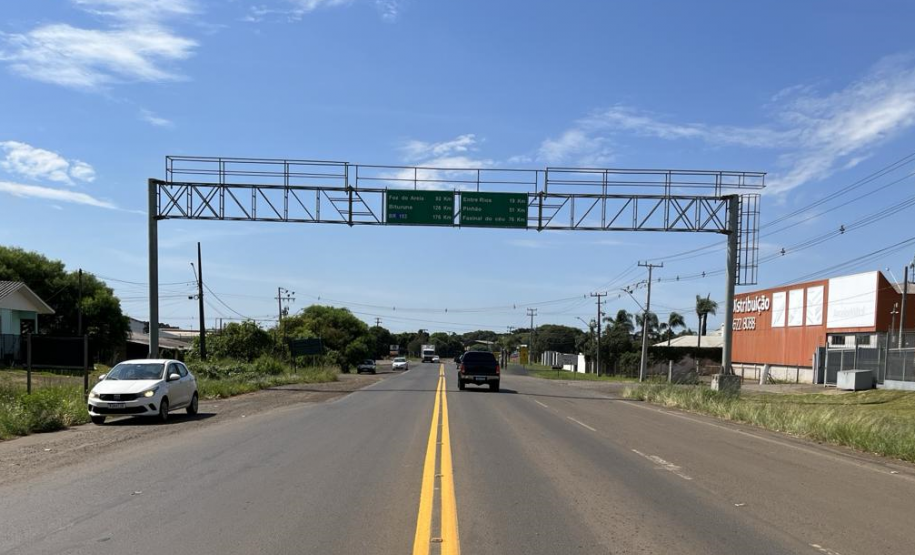 Conservação do pavimento realizada na PR-170 em Guarapuava