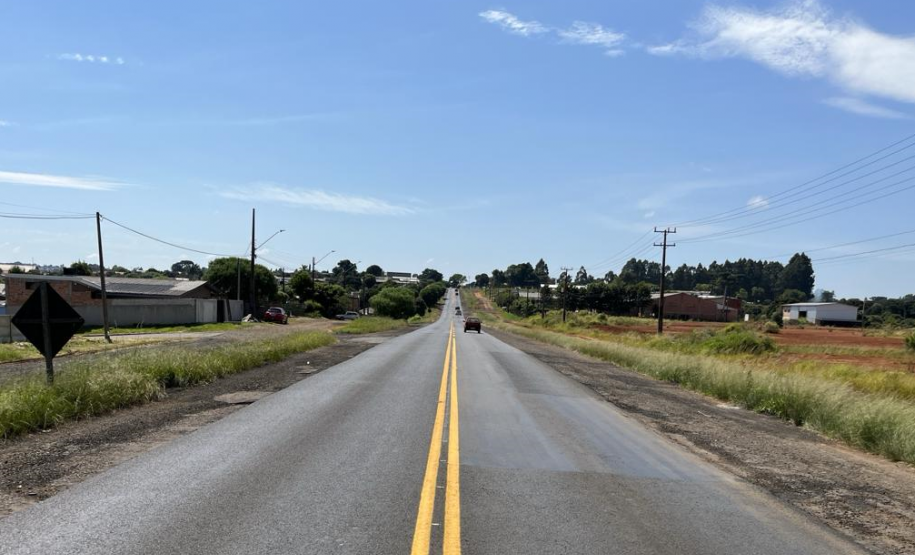Conservação do pavimento realizada na PR-170 em Guarapuava