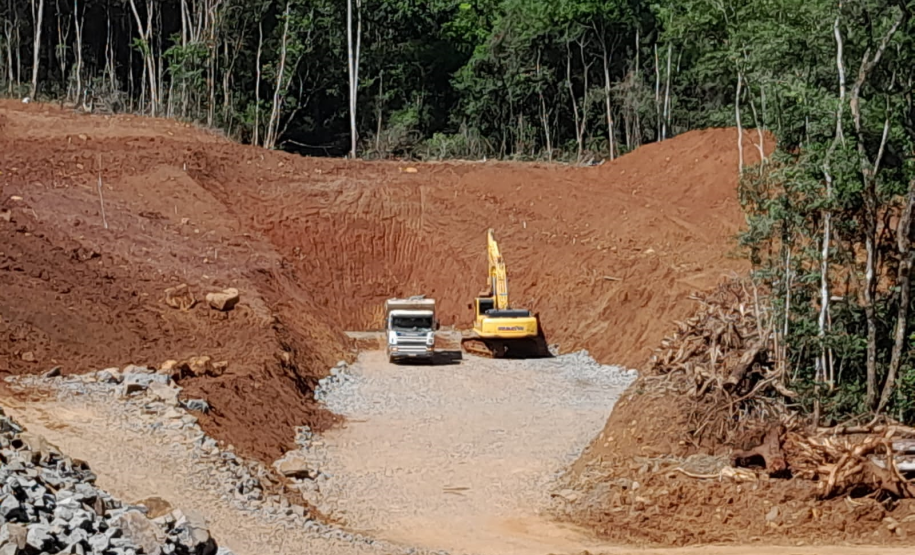 Serviços da obra emergencial da PR-170 em Pinhão