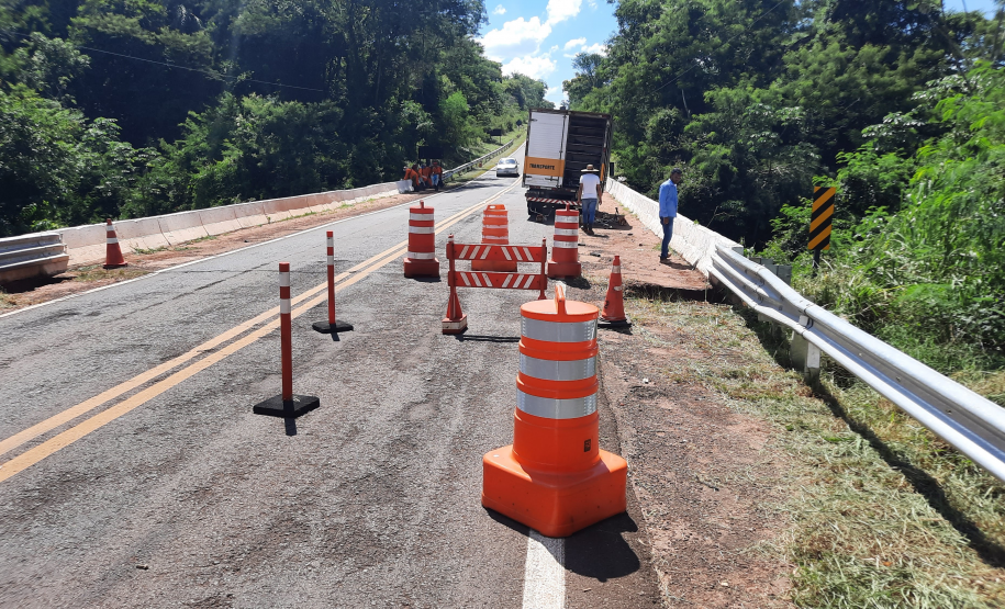 PR-218 bloqueio ponte Rio Paixão entre Amaporã e Graciosa