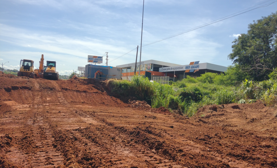 Aterro do novo desvio na PR-323 em Umuarama