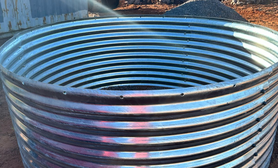 Novo bueiro metálico da PR-323 em Umuarama