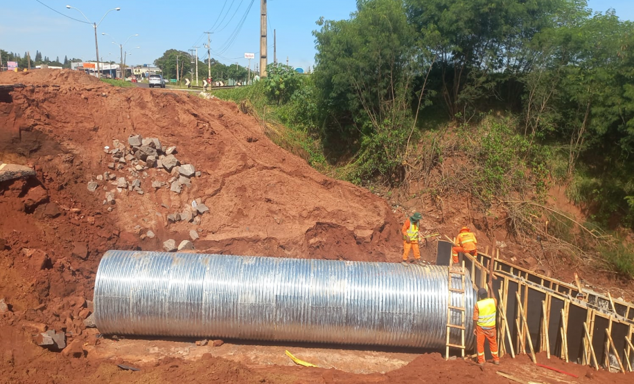PR-323 em Umuarama, obra de recuperação emergencial - pista direita