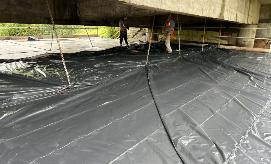 Manutenção da ponte sobre o Rio Verde, na PR-423, limite entre Campo Largo e Araucária