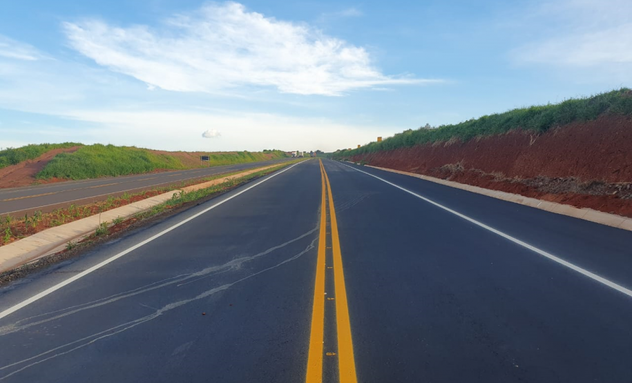 Trecho duplicado da PR-445 onde será realizado o desvio