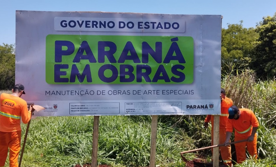 Obra de manutenção da ponte sobre o Rio Xambrê, na PR-490, em Iporã