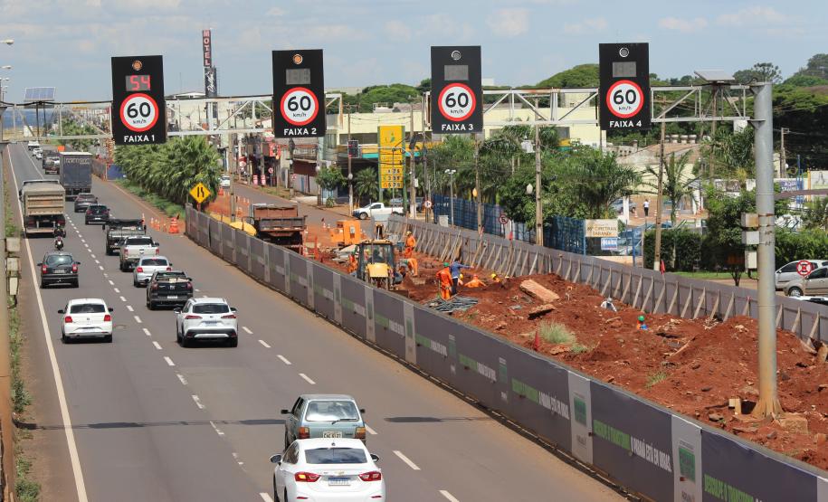 Obras dos novos viadutos de Sarandi