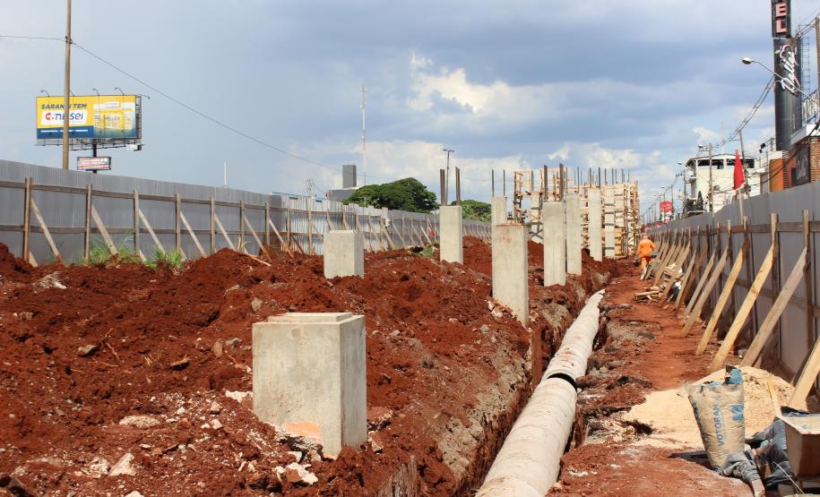 Obras dos novos viadutos de Sarandi