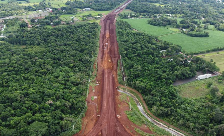 Perimetral Leste - terraplenagem