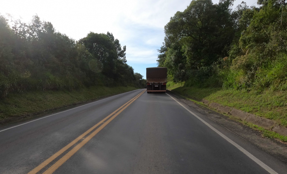 Trecho da PR-151 contemplado na obra de restauração e ampliação da capacidade