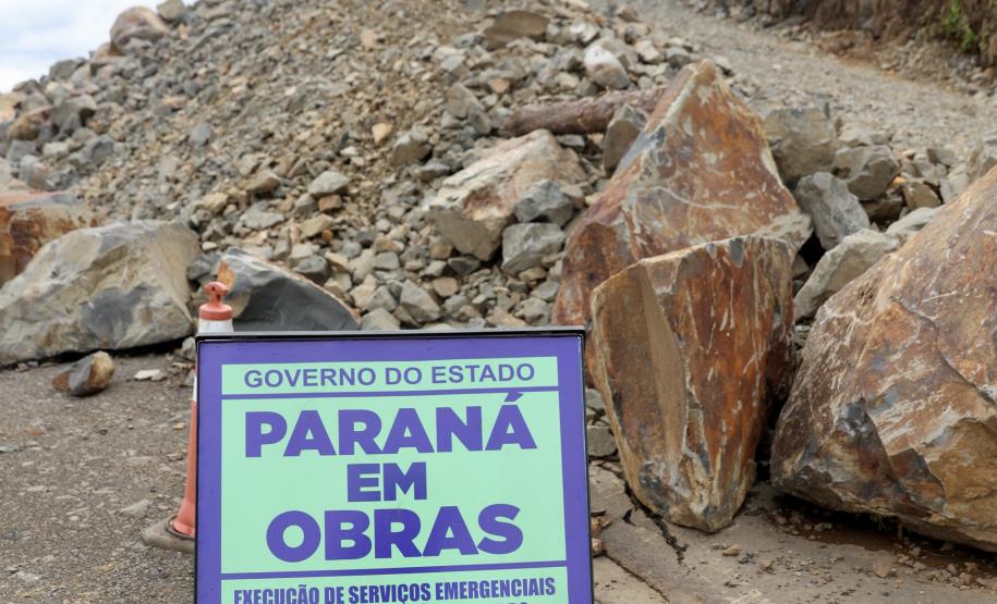 PR 170 em Pinhão - local de detonação e escavação de rochas