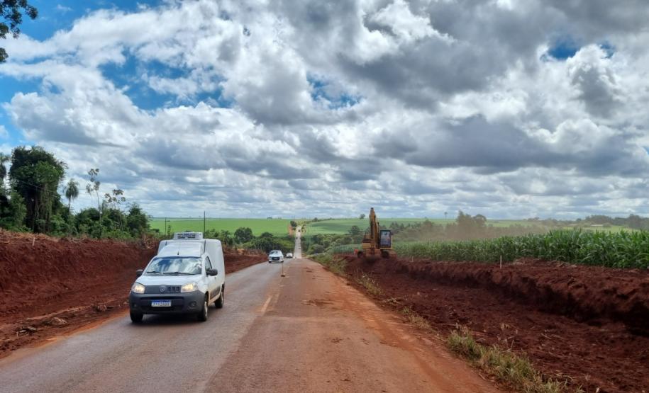 Whitetopping da PR-180 entre Goioerê e Quarto Centenário, serviços de terraplenagem
