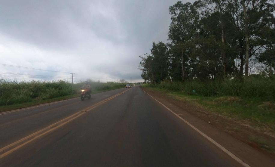 PR-218 entre Arapongas e Sabáudia - início do trecho