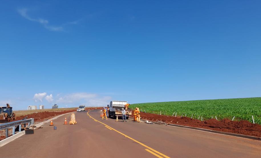 PR-239 entre Toledo e Bragantina (distrito de Assis Chateaubriand) - pavimentação em etapa final