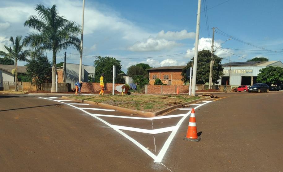PR-239 entre Toledo e Bragantina (distrito de Assis Chateaubriand) - pavimentação em etapa final