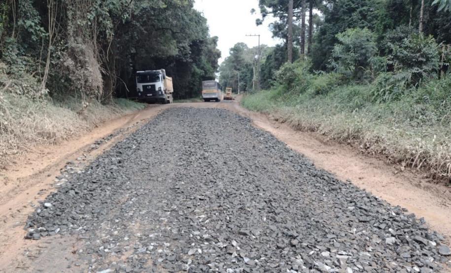Cascalhamento da PR-433 na Lapa