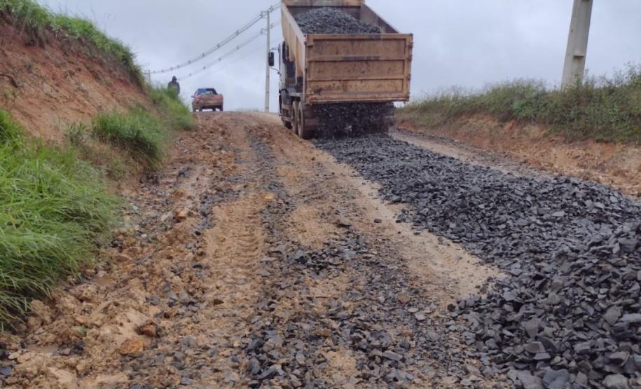 Cascalhamento da PR-433 na Lapa