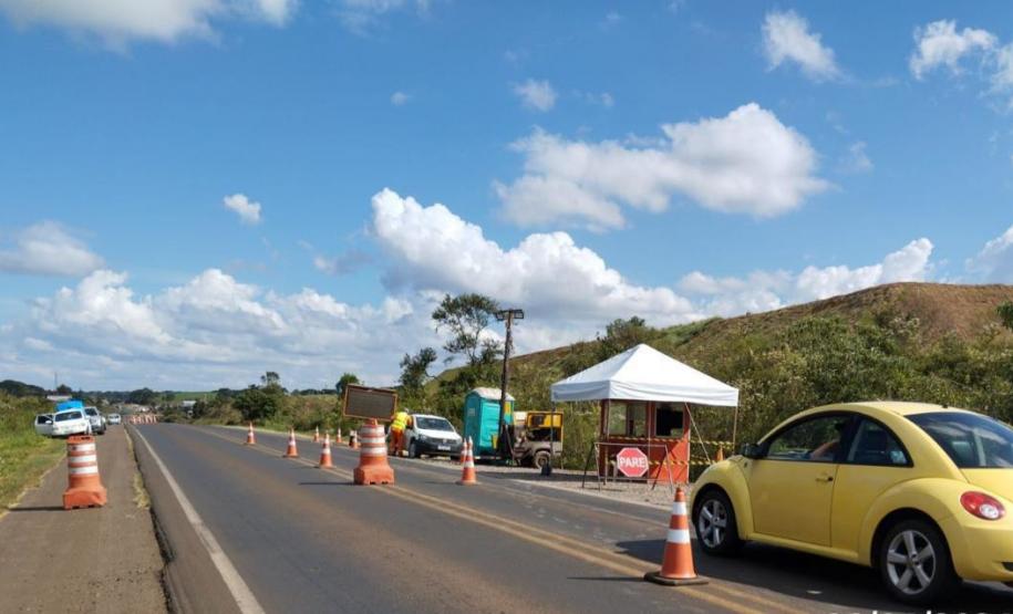 PRC-280 em Clevelândia - operação pare e siga