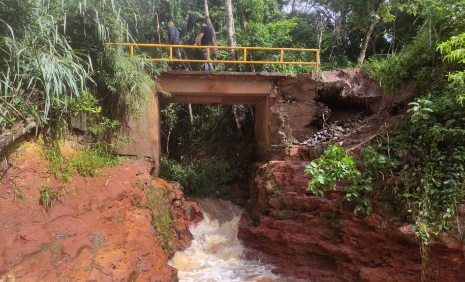 Atual ponte da Estrada Quilombo