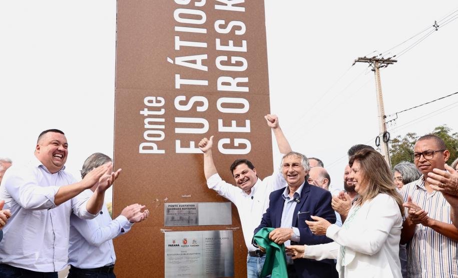 Inauguração da ponte sobre o Ribeirão Pinguim entre Maringá e Sarandi