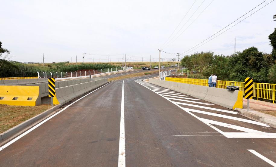 Inauguração da ponte sobre o Ribeirão Pinguim entre Maringá e Sarandi