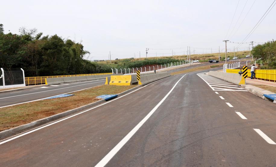 Inauguração da ponte sobre o Ribeirão Pinguim entre Maringá e Sarandi