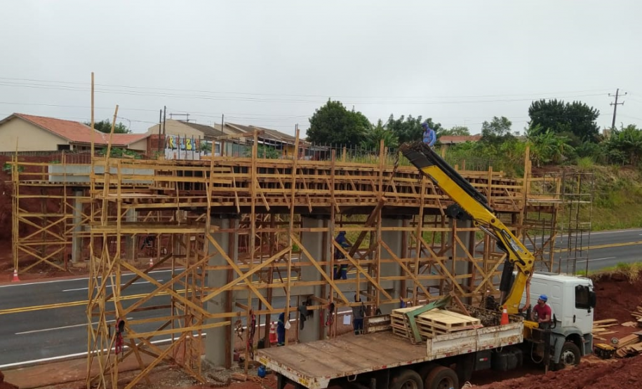 Serviços para implantação de novos viadutos na PR-444 em Mandaguari