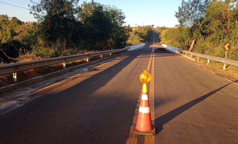 Reforma ponte Rio Dom Bosco na PR-557