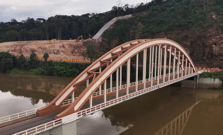 Ponte Manoel Ribas em União da Vitória, após obra de manutenção