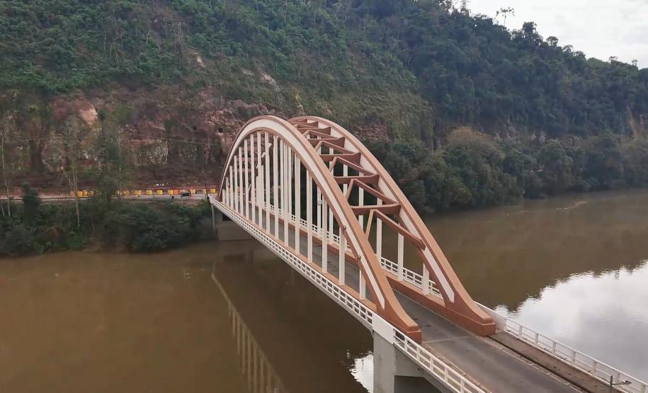 Ponte Manoel Ribas em União da Vitória, após obra de manutenção
