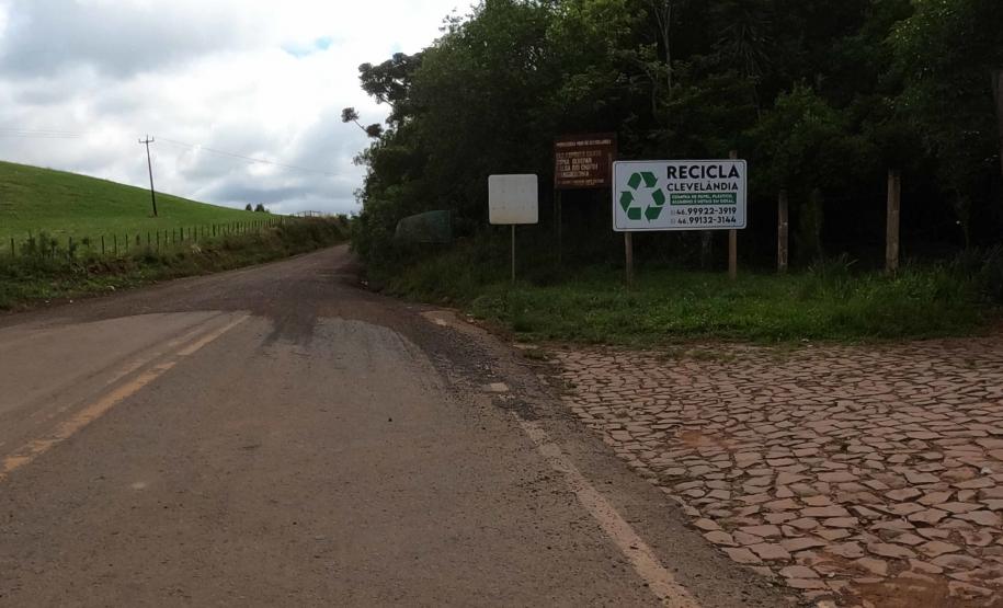 PR-459 - Início do trecho não-pavimentado em Clevelândia