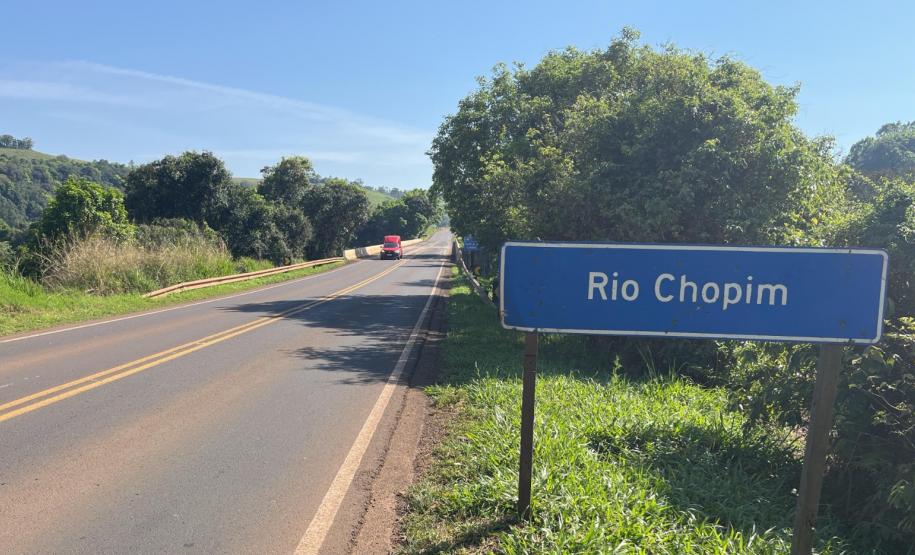 Ponte na PR-566 entre Itapejara D'Oeste e Coronel Vivida