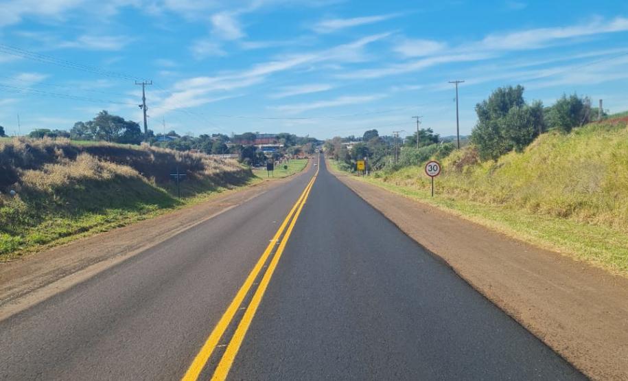 Serviços de conservação na PRC-158 entre Laranjeiras do Sul e Rio Bonito do Iguaçu
