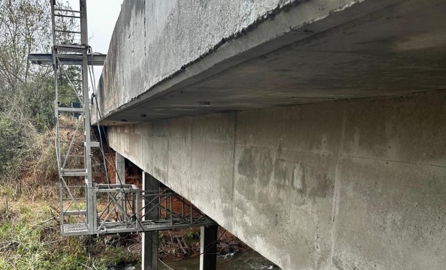 Reforma ponte Rio dos Índios na PR-323 entre Tapejara e Cianorte