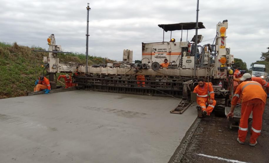 Whitetopping da PRC-280 entre Palmas e Clevelândia