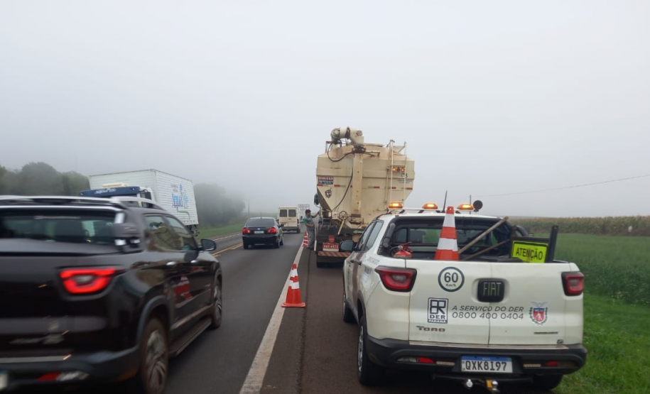 Veículos de operação de tráfego rodoviário do DER/PR