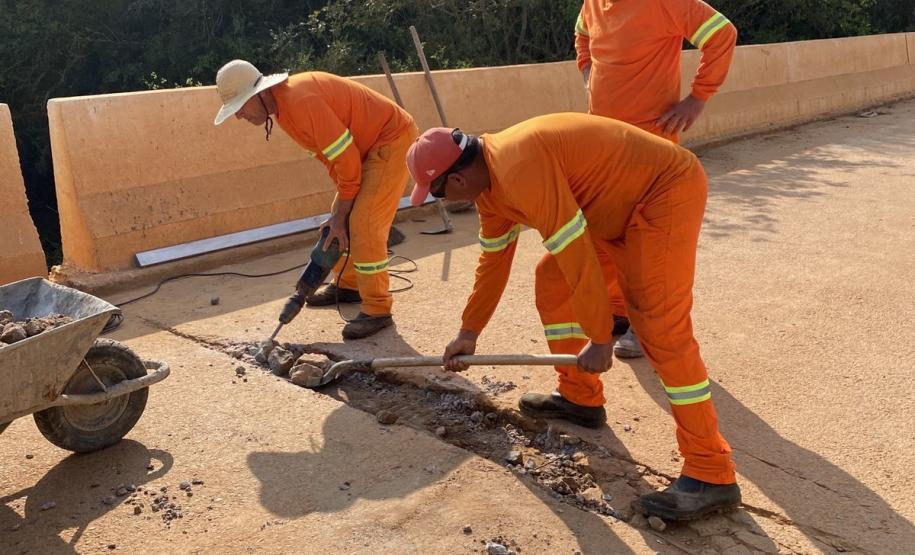 PR-090 ponte sobre o Rio Iapó em Castro