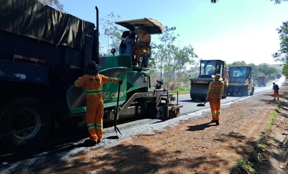 Conservação da PR-170 entre Rolândia e Porecatu