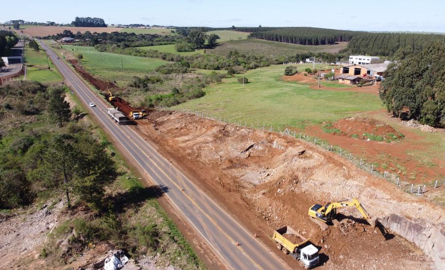 Serviços iniciais na duplicação da PRC-466 entre Guarapuava e Palmeirinha